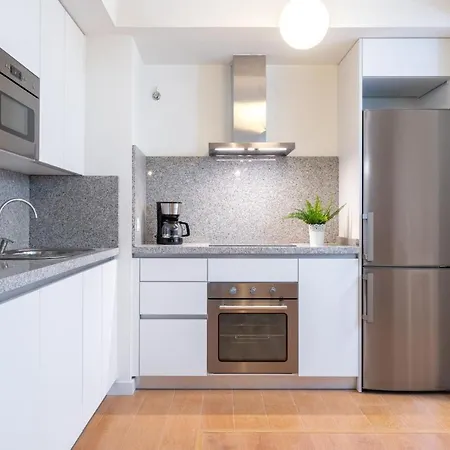 Appartement Couples By Costarentals - Ref 131